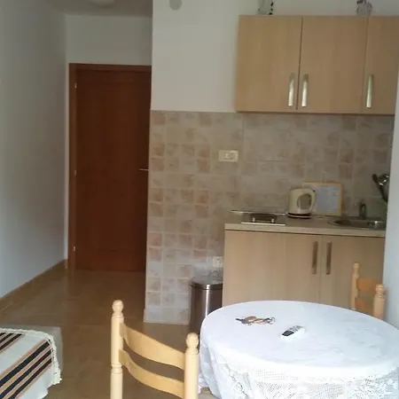 Apartament Zvicer - Milica *