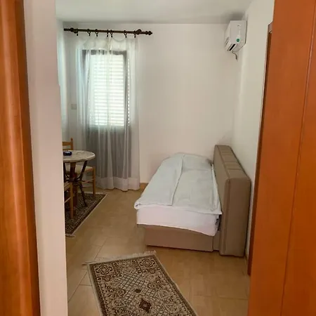 Apartament Zvicer - Milica *