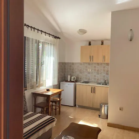 Zvicer - Milica Apartament Budva
